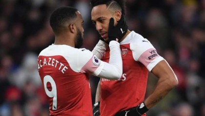  阿尔特塔变阵三中卫激活进攻新思路  