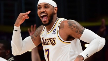  快船乔治复出首战砍下28+8+6  